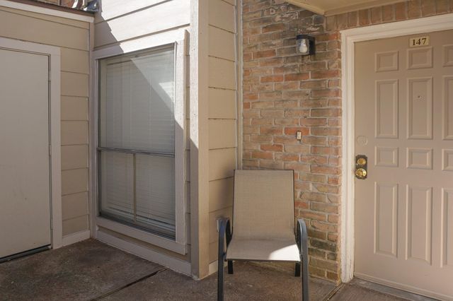 2110 Wilcrest Drive 147, Houston, TX 77042