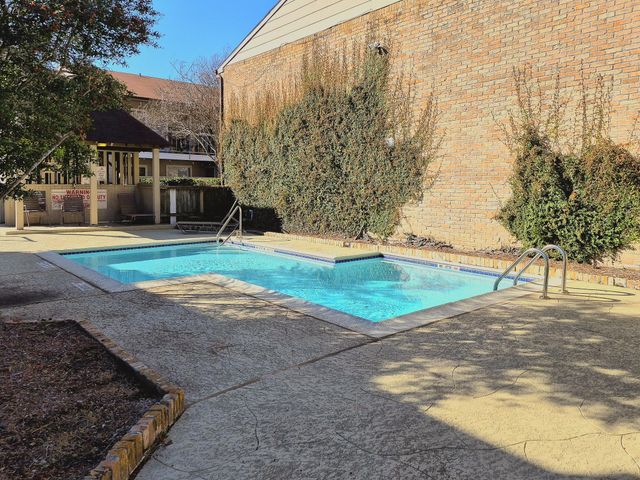 2110 Wilcrest Drive 147, Houston, TX 77042