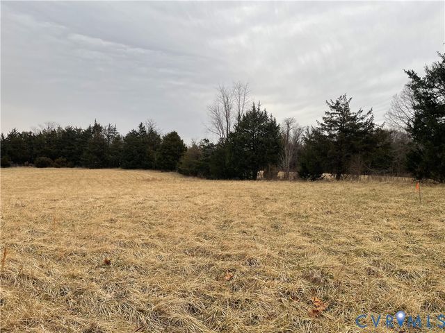 36 rhodes Ln, Cartersville, VA 23027