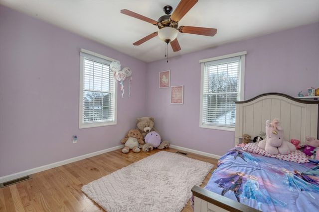 45 Wyoming Ave, Brockton, MA 02301