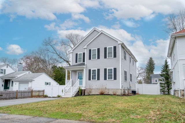 45 Wyoming Ave, Brockton, MA 02301