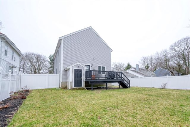 45 Wyoming Ave, Brockton, MA 02301