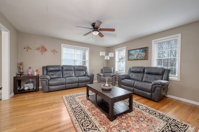 45 Wyoming Ave, Brockton, MA 02301