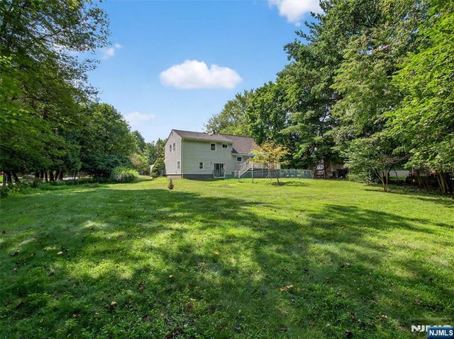 287 Momar Drive, Ramsey, NJ 07446