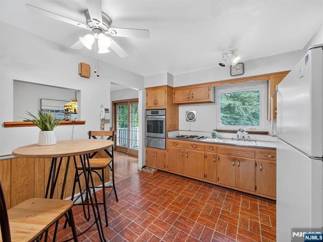 287 Momar Drive, Ramsey, NJ 07446