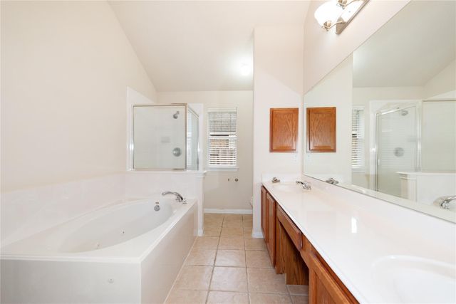 3226 Woodwind Road, Montgomery, TX 77356