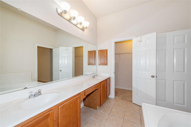 3226 Woodwind Road, Montgomery, TX 77356