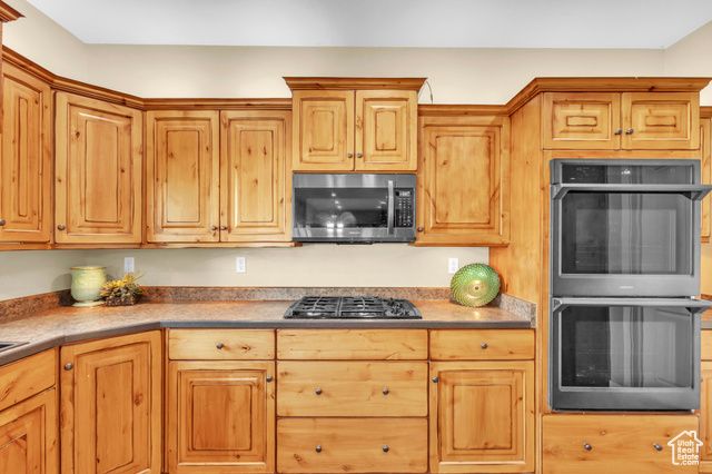 177 S 1170 E, Hyrum, UT 84319