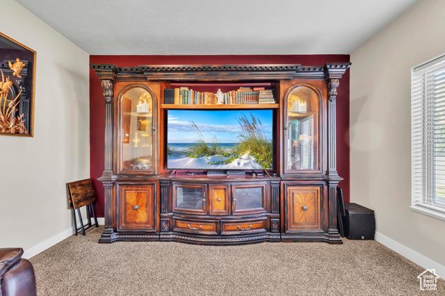 177 S 1170 E, Hyrum, UT 84319