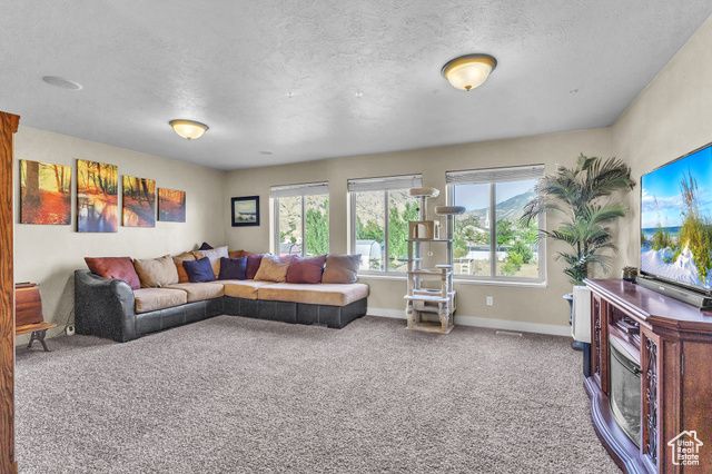 177 S 1170 E, Hyrum, UT 84319