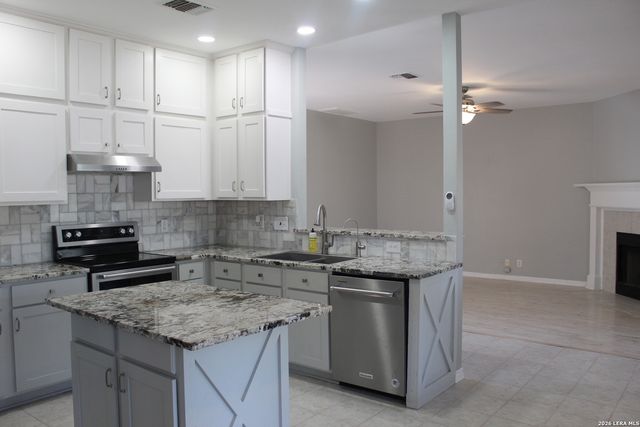 7014 Andtree, San Antonio, TX 78250