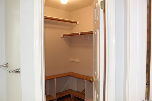 7014 Andtree, San Antonio, TX 78250