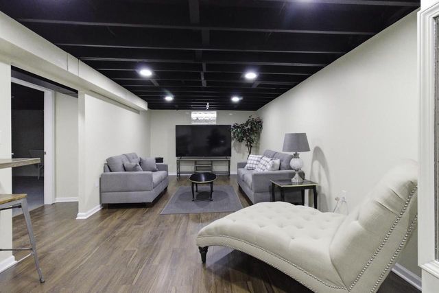 3822 W Rochelle AVENUE, Milwaukee, WI 53209