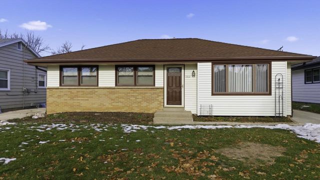 3822 W Rochelle AVENUE, Milwaukee, WI 53209