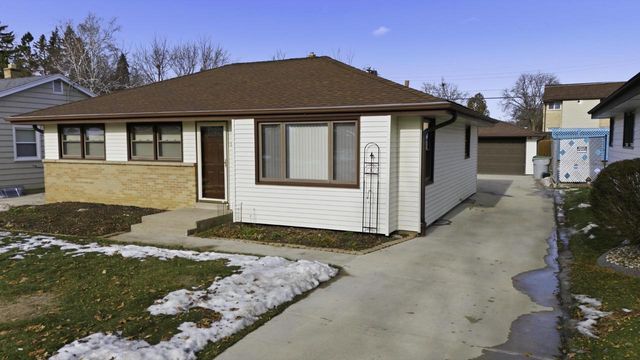 3822 W Rochelle AVENUE, Milwaukee, WI 53209