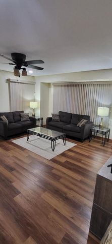 3822 W Rochelle AVENUE, Milwaukee, WI 53209