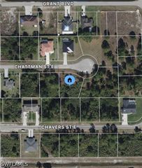 668/670 Chattman ST E, Lehigh Acres, FL 33974