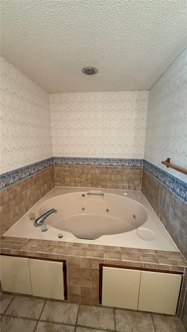 3876 NE 27TH COURT, Ocala, FL 34479