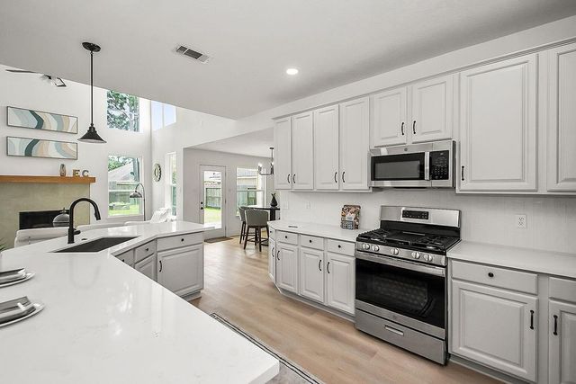 13607 Clareton Lane, Cypress, TX 77429