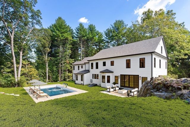957 South Street, Needham, MA 02492
