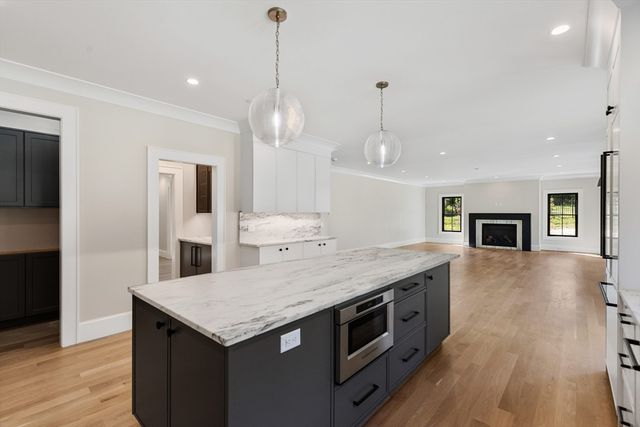 957 South Street, Needham, MA 02492