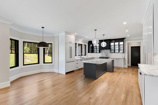 957 South Street, Needham, MA 02492