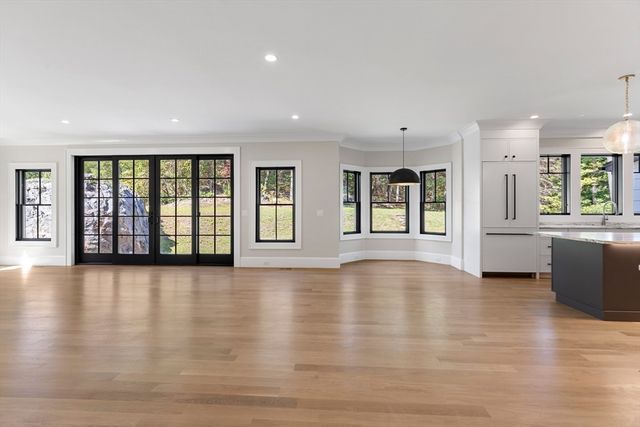 957 South Street, Needham, MA 02492