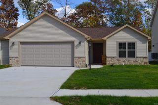601 Valley River Drive, Columbia City, IN 46725