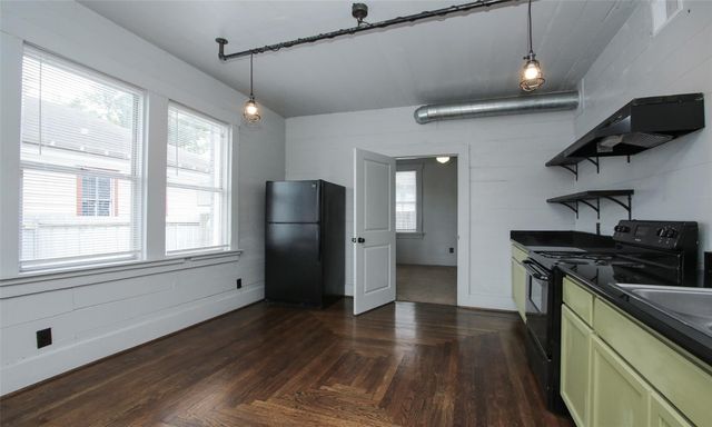 316 Eastwood Street 1, Houston, TX 77011