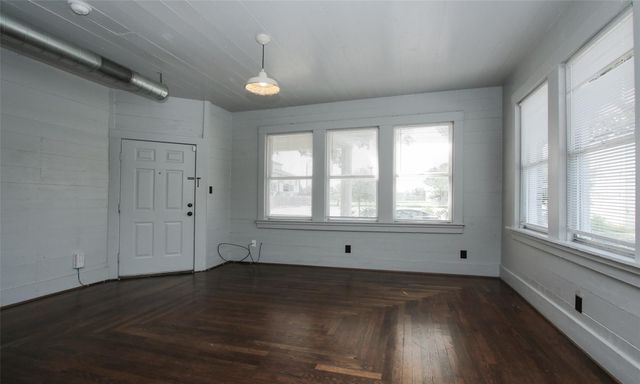 316 Eastwood Street 1, Houston, TX 77011