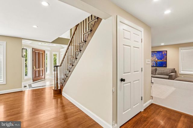 38 DUNMINNING RD, Newtown Square, PA 19073