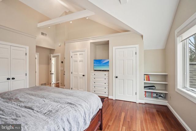 38 DUNMINNING RD, Newtown Square, PA 19073