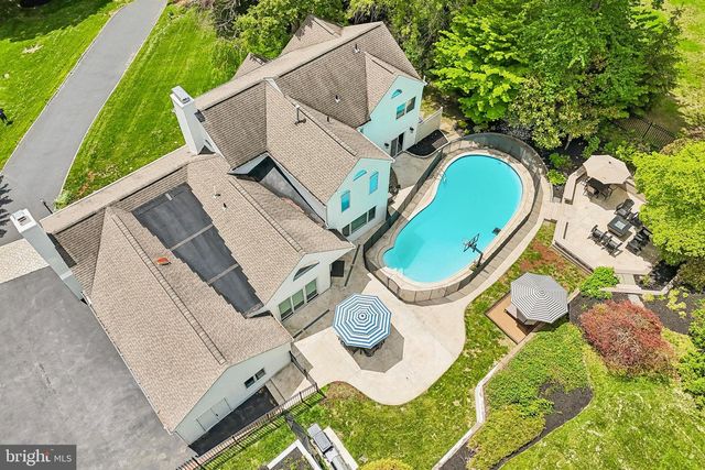 38 DUNMINNING RD, Newtown Square, PA 19073