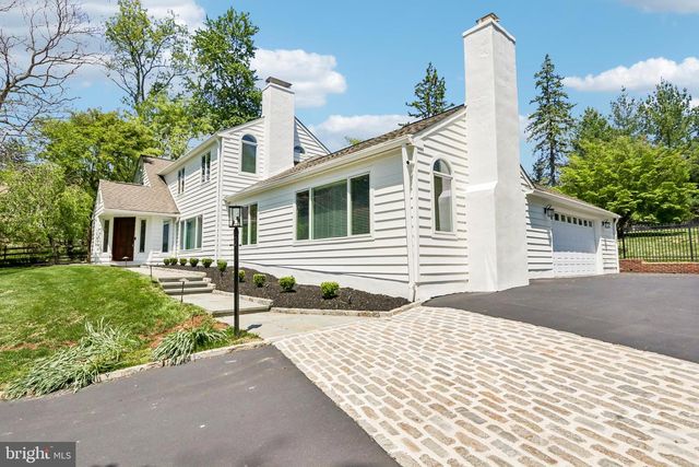 38 DUNMINNING RD, Newtown Square, PA 19073
