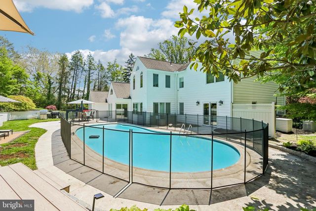38 DUNMINNING RD, Newtown Square, PA 19073