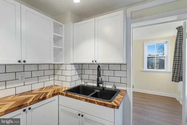 427 S MARKET ST, Frederick, MD 21701