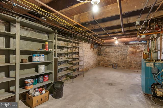 427 S MARKET ST, Frederick, MD 21701