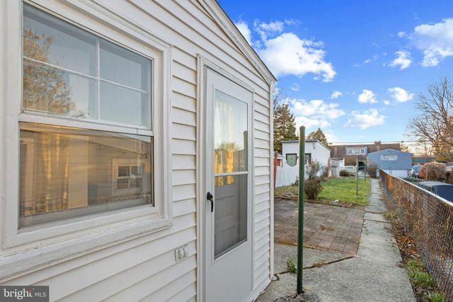 427 S MARKET ST, Frederick, MD 21701