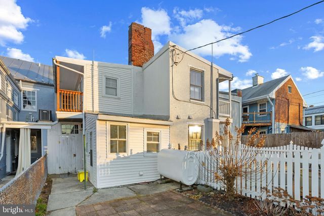 427 S MARKET ST, Frederick, MD 21701