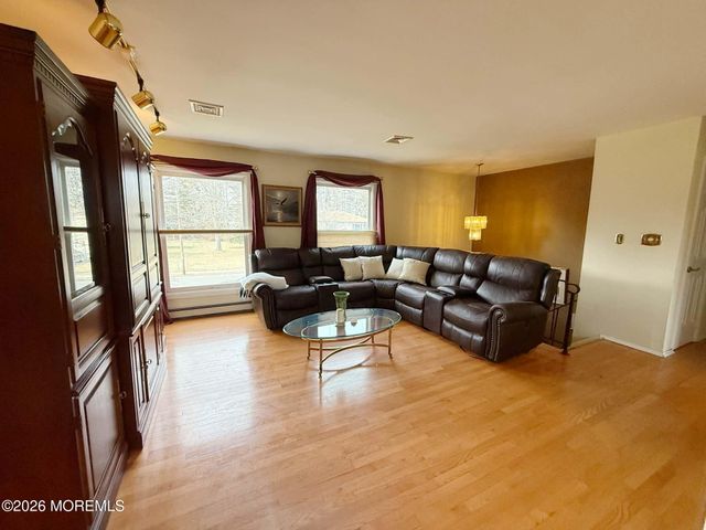 2166 Windfield Drive, Wall, NJ 07719