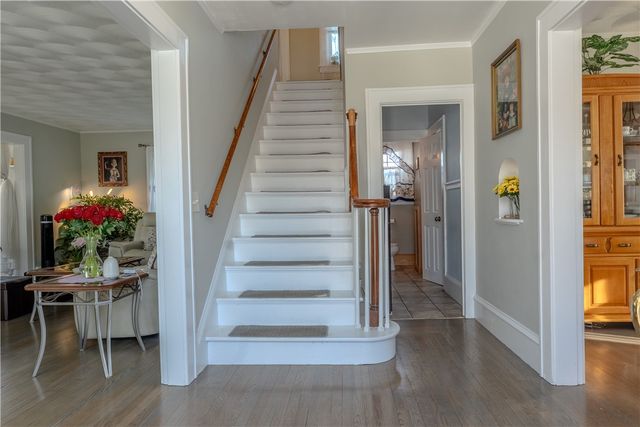 73 Western Promenade Street, Cranston, RI 02905