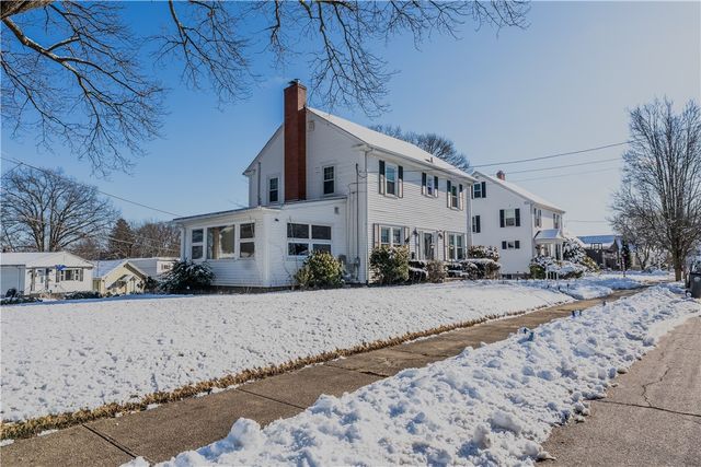 73 Western Promenade Street, Cranston, RI 02905