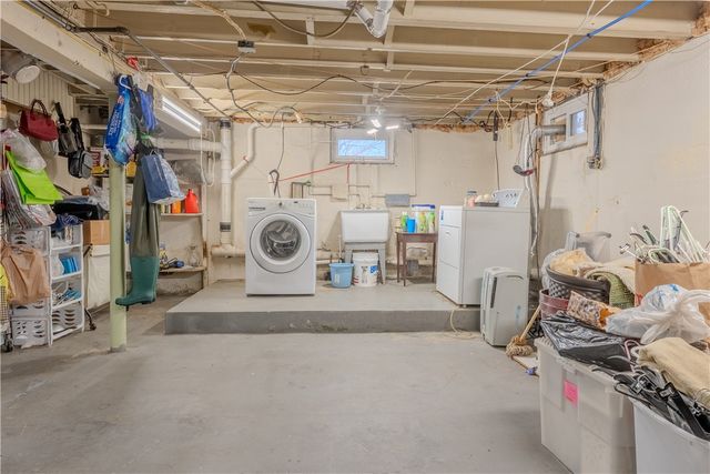 73 Western Promenade Street, Cranston, RI 02905