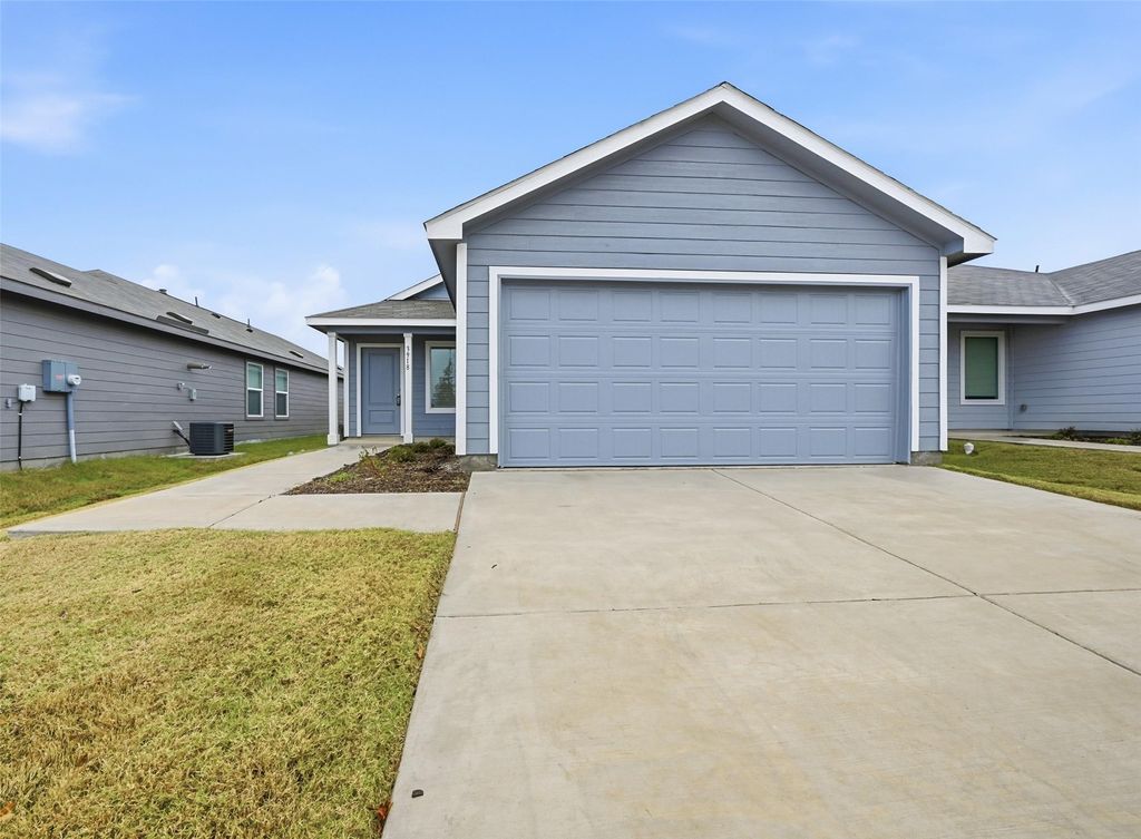 3918 Selawik Street, Sherman, TX 75090