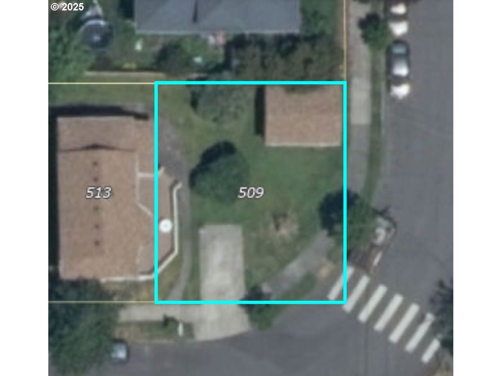 509 N COOK St, Portland, OR 97227