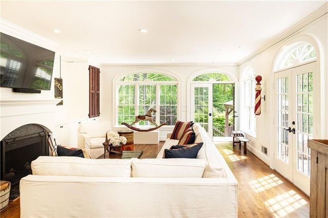 2639 Acorn Avenue NE, Atlanta, GA 30305