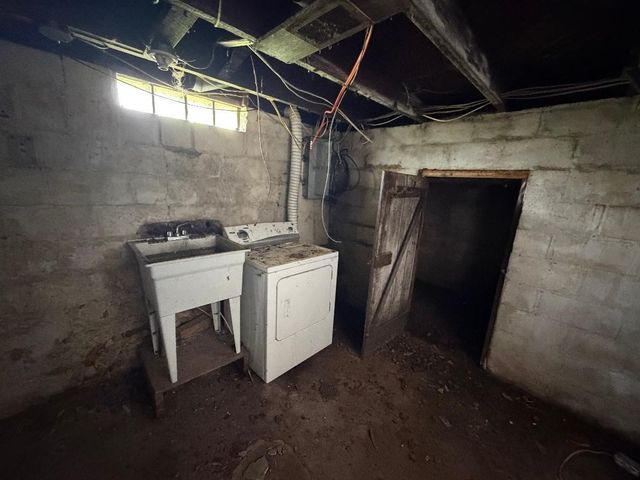 2919 S 11th Street, Niles, MI 49120
