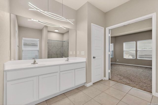 1141 Amber Lake, Seguin, TX 78155