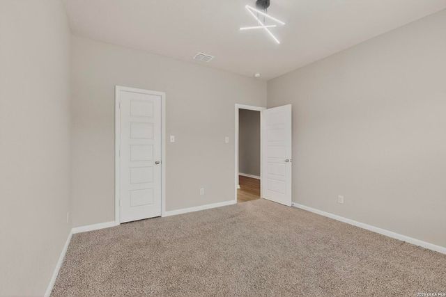 1141 Amber Lake, Seguin, TX 78155