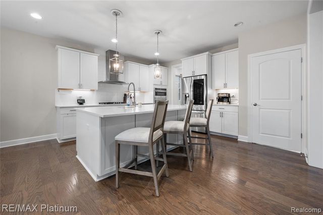 47861 Fieldstone Drive, Northville, MI 48168